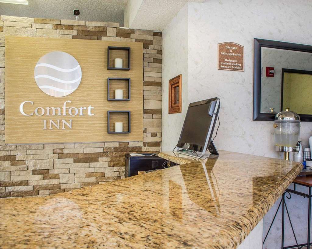 Clarion Inn Kingman I-40 Route 66 Интерьер фото